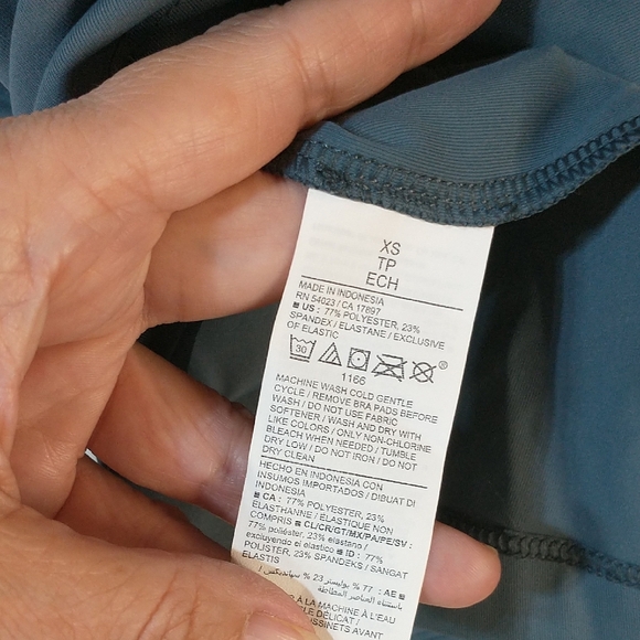 Old Navy Blue Gray Scoop Neck 1 piece, Retro Swimsuit Size XS Final Price Drop - Picture 7 of 7